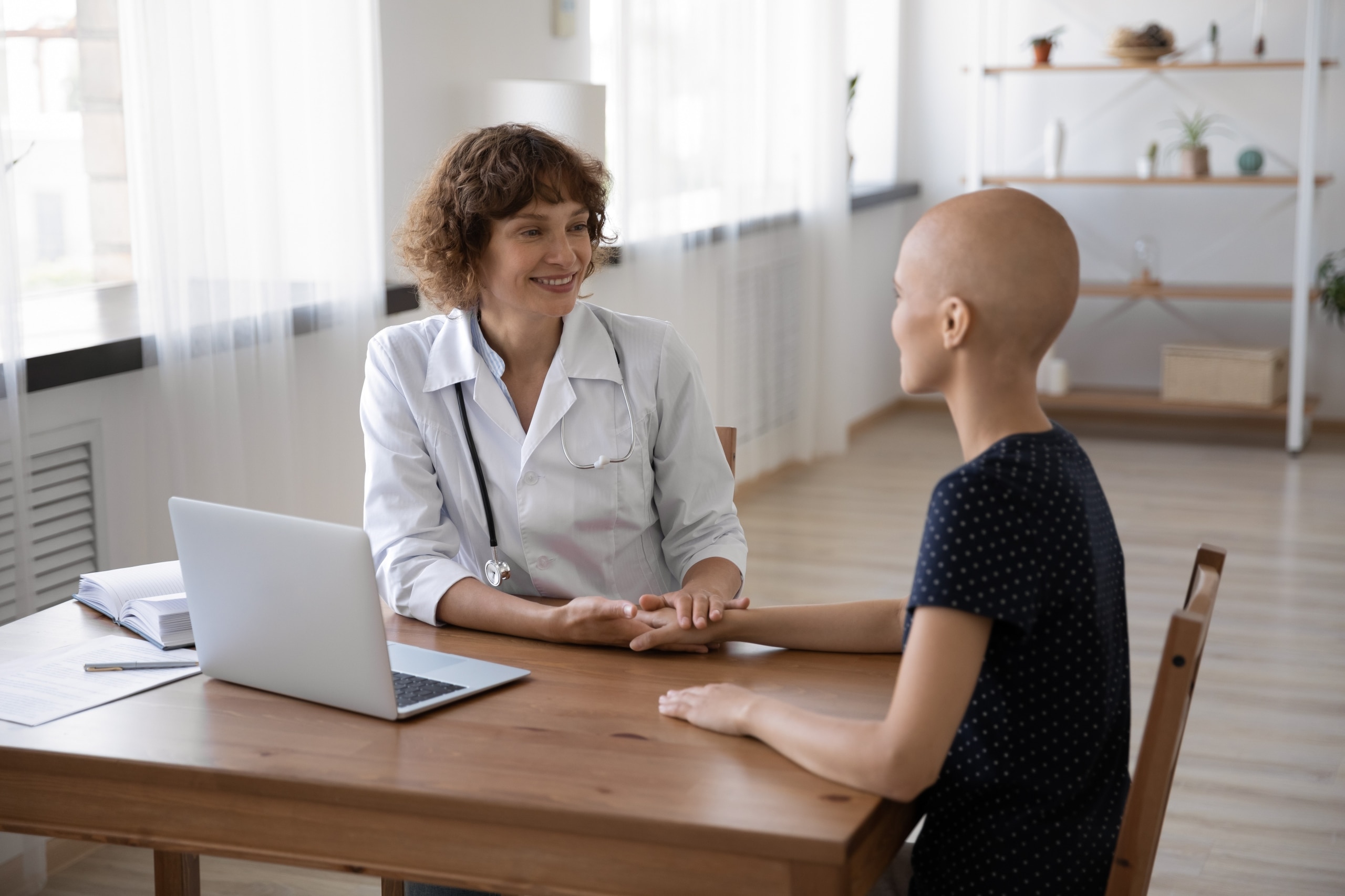 Nurse with an oncology patient